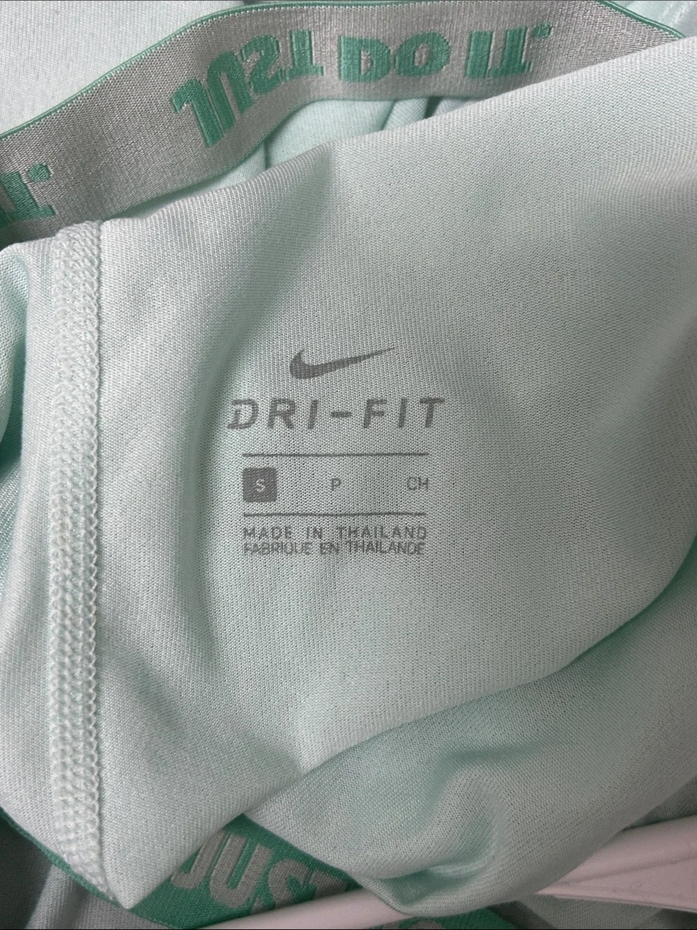 Nike Top (small)
